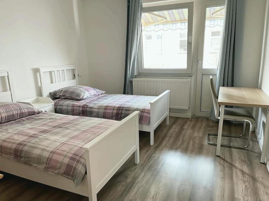 דיסבורג Duesseldorf Messe And Airport, 2-Bedroom Apartment With Kitchen And Garden מראה חיצוני תמונה